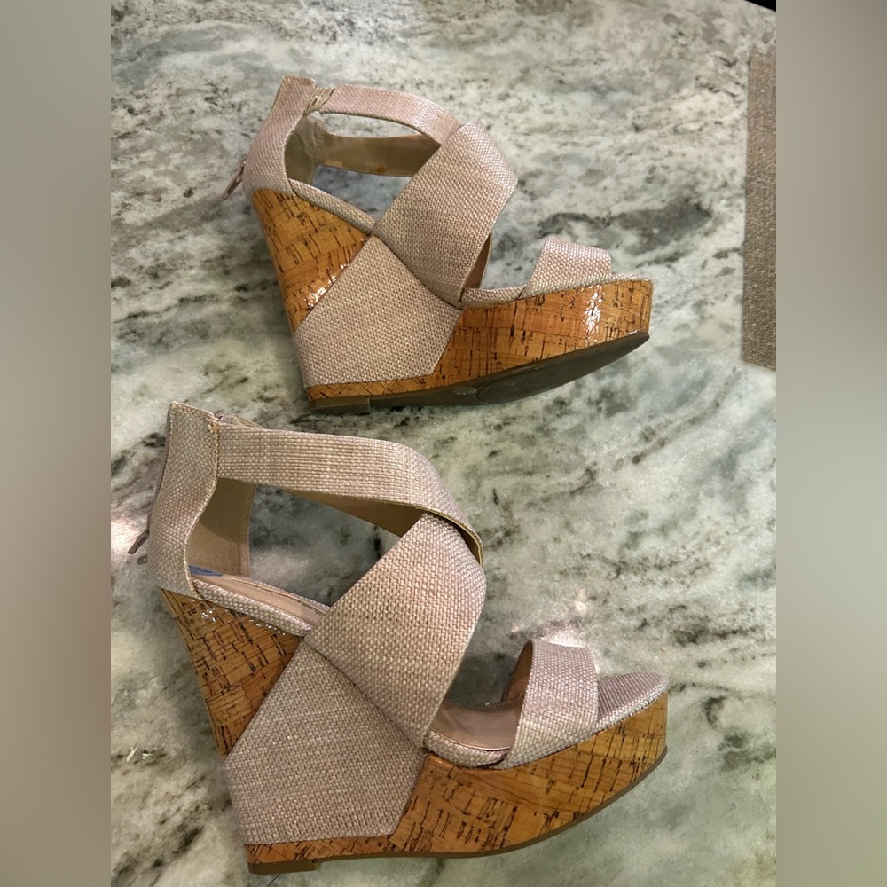 BCBG Generation Rando Platform Wedge Cork Heel Rosewood Blush 7 1/2